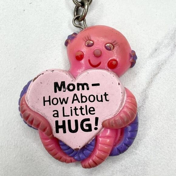 Octopus Baby Mom Hug Keychain Keyring - Picture 4 of 8